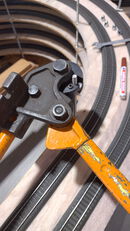 Mit dem Gewindeschneider geschnitten, ohne Spänereste.